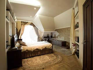 Casă de lux în zonă de elită, 15 ari teren adiacent, 340 mp, Ciocana, 333000 € ! foto 6