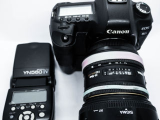 Canon EOS 5D Mark II foto 2