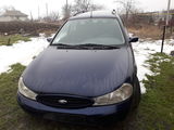 Ford Mondeo foto 1