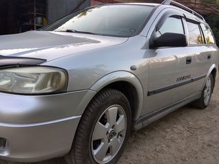 Opel Astra foto 4