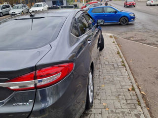 Ford Fusion foto 7