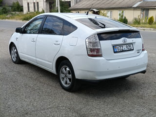 Toyota Prius foto 4