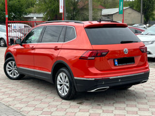 Volkswagen Tiguan foto 3