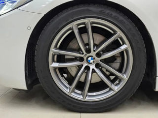 BMW 5 Series foto 6