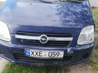 Opel Agila foto 2