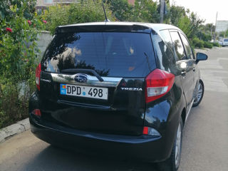 Toyota Verso-S foto 3