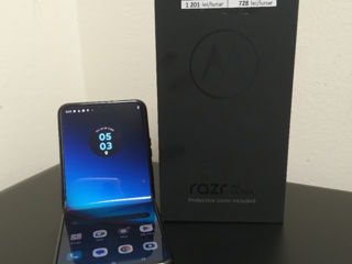 Motorola Razr 40 Ultra  8/256Gb, 11490 lei