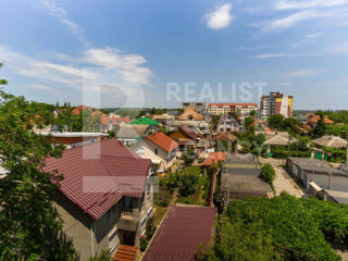 Apartament cu 3 camere, 110 m², Buiucani, Chișinău foto 10