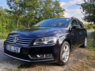 Volkswagen Passat foto 1