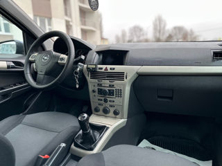 Opel Astra foto 16