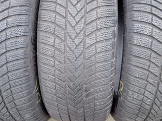 275 45 R21 Bridgestone Blizzak LM005