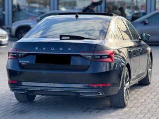 Skoda Superb foto 5