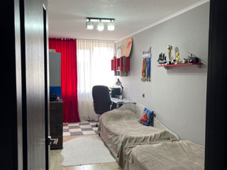 Apartament cu 3 camere, 65 m², Râșcani, Chișinău foto 7