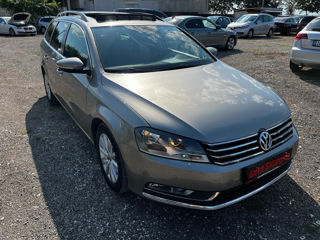 Volkswagen Passat foto 2