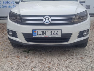 Volkswagen Tiguan foto 1