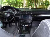 BMW 5 Series foto 5