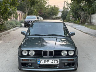 BMW 3 Series foto 8