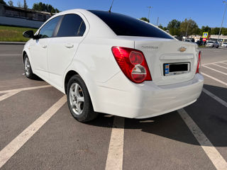 Chevrolet Aveo foto 6