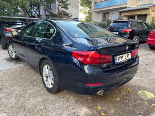 BMW 5 Series foto 3