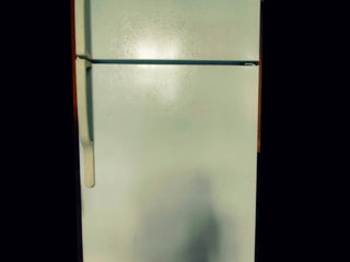 Холодильник с морозилкой б/у