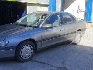 Opel Omega foto 1