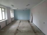 Vind urgent apartament 10000 Eur 43mp foto 2