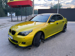 BMW 5 Series foto 6