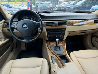 BMW 3 Series foto 5