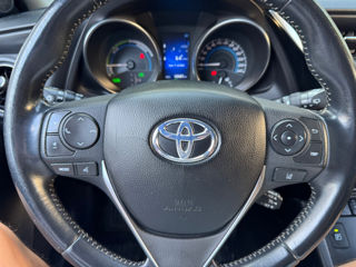 Toyota Auris foto 11