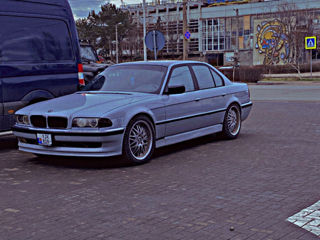 BMW 7 Series foto 4