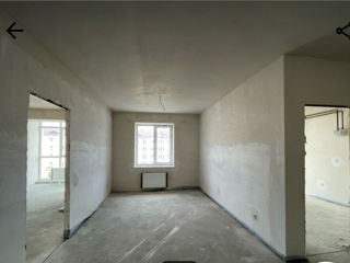 Apartament cu 2 camere, 62 m², Molodova, Bălți foto 3