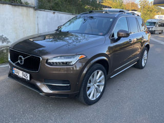 Volvo XC90 foto 1