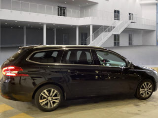 Peugeot 308 foto 3