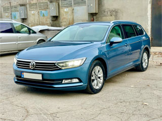 Volkswagen Passat foto 2