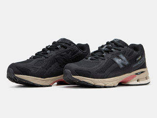 New Balance 740 Gore-Tex  Black/Beige foto 3