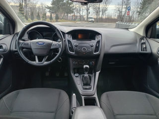 Ford Focus foto 8