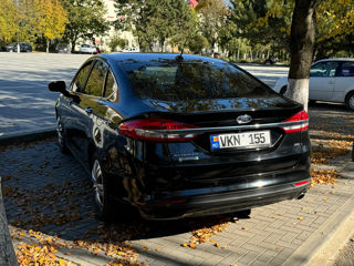 Ford Fusion foto 5