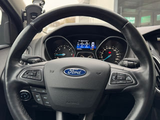 Ford Focus foto 11