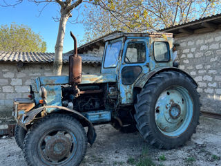 Tractor T40 cu remorcă foto 0
