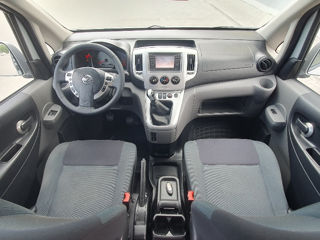 Nissan NV200 фото 4