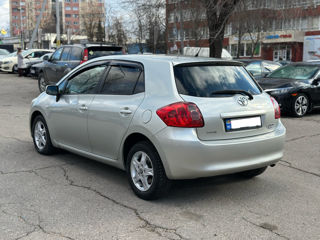 Toyota Auris foto 3