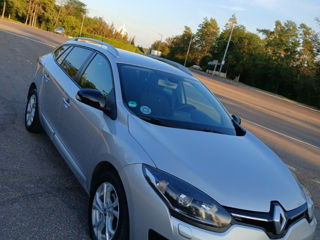 Renault Megane foto 2