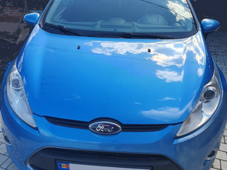 Ford Fiesta 5D foto 3