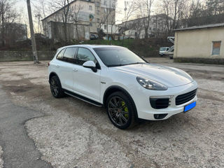 Porsche Cayenne foto 4