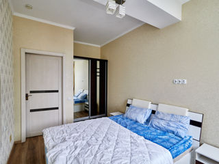 Apartament cu 2 camere, 63 m², Botanica, Chișinău foto 1