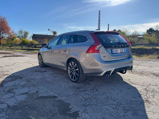 Volvo V60 foto 3