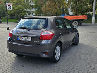 Toyota Auris foto 4