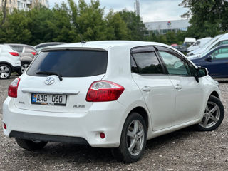 Toyota Auris foto 3