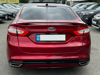 Ford Fusion foto 5