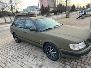 Audi 100